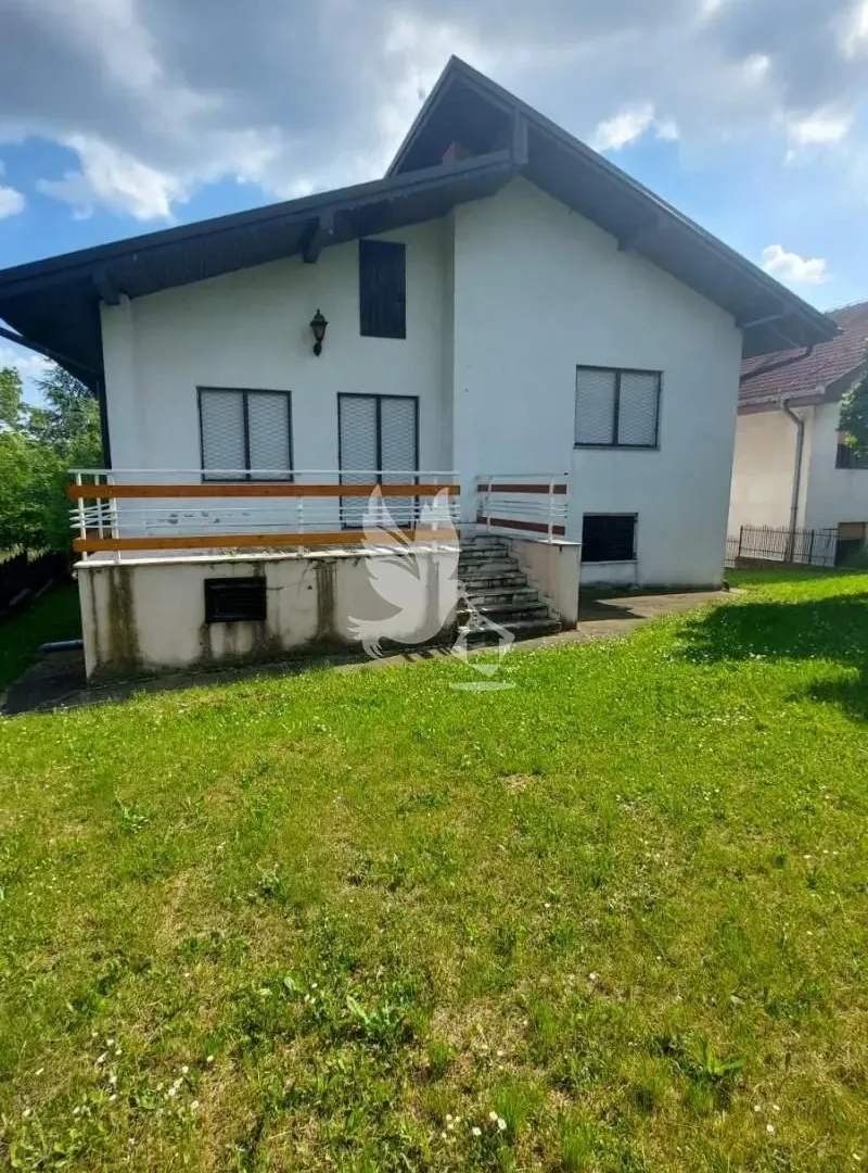 Sale, house, 237m², Koraćica, Mladenovac