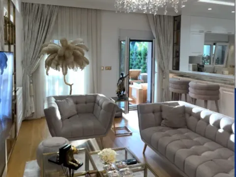 Prodaja, četvorosoban stan, 180m², Savski Venac, Beograd