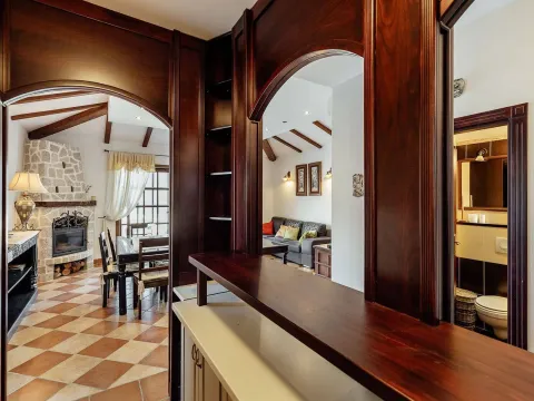 Sale, two bedroom apartment, 92m², Kostanjica, Kotor - image 10