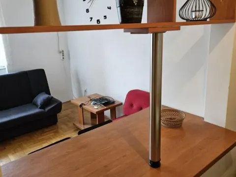 Rent, one bedroom apartment, 32m², Rotkvarija, Novi Sad Sve Podlokacije - image 5