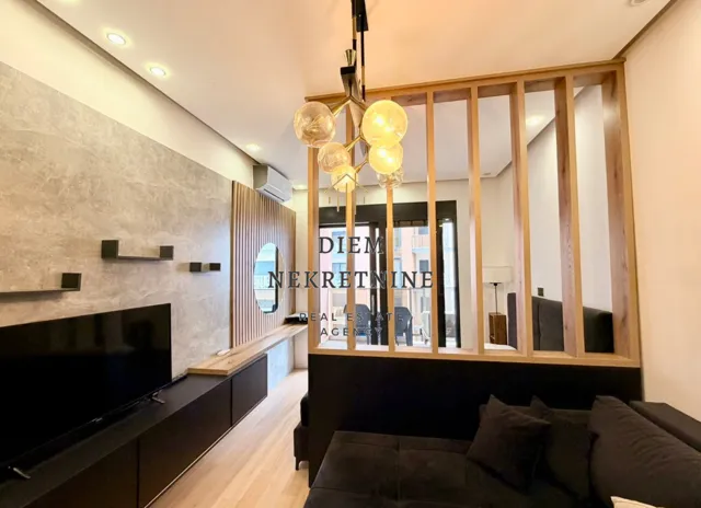 Rent, studio apartment, 36m², Centar, Bar