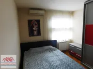 Izdavanje, četvorosoban stan, 102m², Centar, Kragujevac - image 19