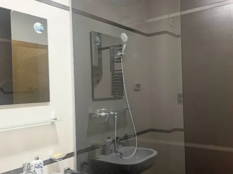 Izdavanje, jednosoban stan, 45m², Centar, Bar - image 4