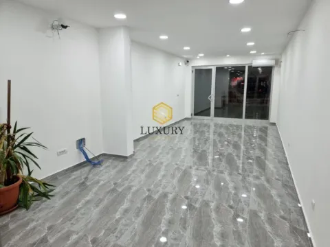 Rent, office space, 160m², Preko Morače, Podgorica - image 4