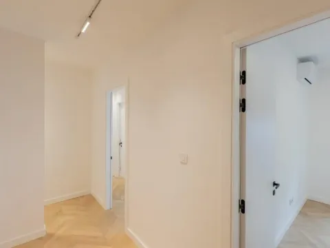 Sale, four bedroom apartment, 114m², Stari grad, Novi Sad - image 10