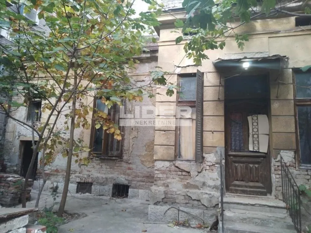 Prodaja, kuća, 101m², Vračar Hram, Vračar Sve Podlokacije