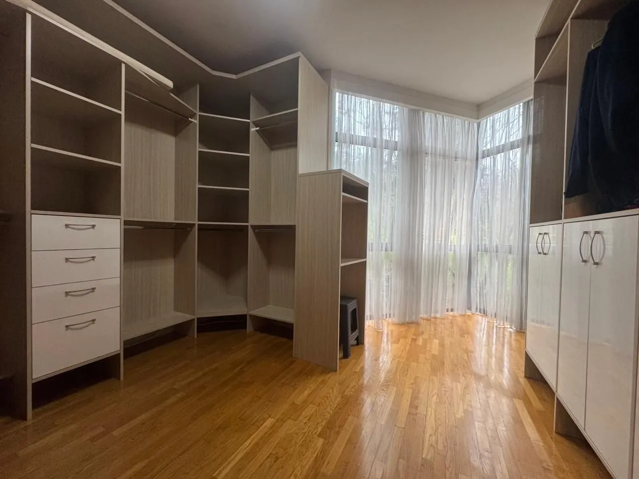 Prodaja, trosoban stan, 137m², Vezirov Most, Podgorica