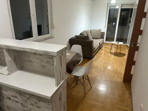 Rent, one bedroom apartment, 43m², Tuški Put, Podgorica - image 5