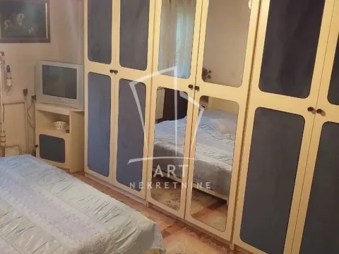 Prodaja, kuća, 275m², Zvezdarska Šuma, Zvezdara Sve Podlokacije - image 9