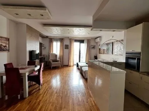 Sale, three bedroom apartment, 112m², Bečići, Budva - image 1