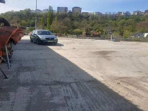 Izdavanje, plac, 1000m², Rakovica, Beograd - image 3