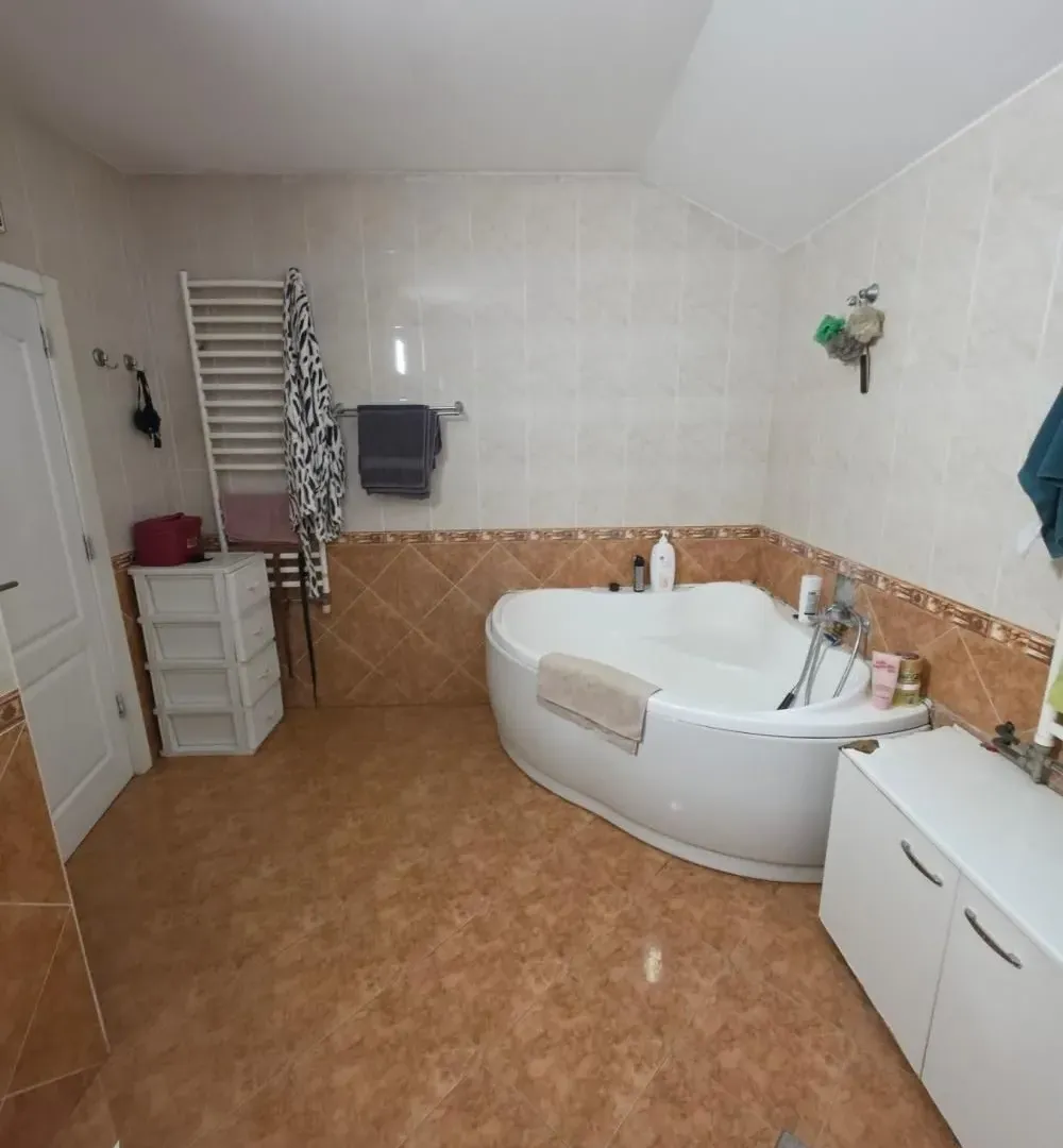 Prodaja, četvorosoban stan, 163m², Uciteljsko Naselje, Zvezdara Sve Podlokacije