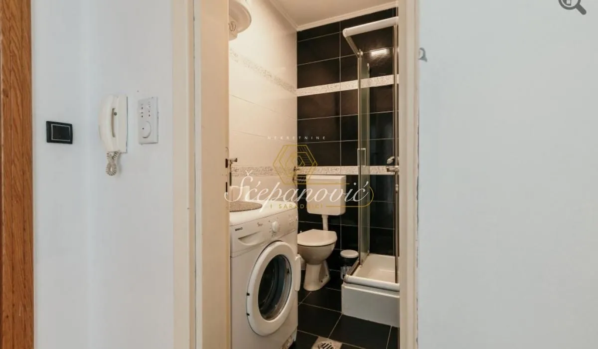 Sale, office space, 33m², Centar, Novi Sad