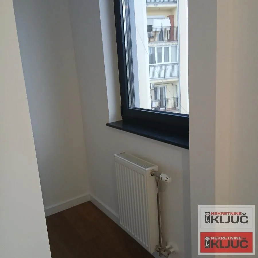 Prodaja, četvorosoban stan, 98m², Grbavica, Novi Sad Sve Podlokacije