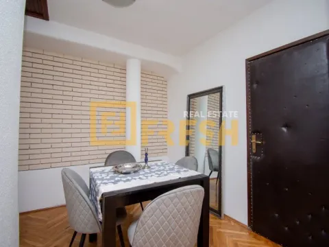 Prodaja, dvosoban stan, 75m², Centar, Podgorica - image 5