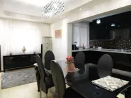 Rent, four bedroom apartment, 178m², City Kvart, Podgorica - image 3