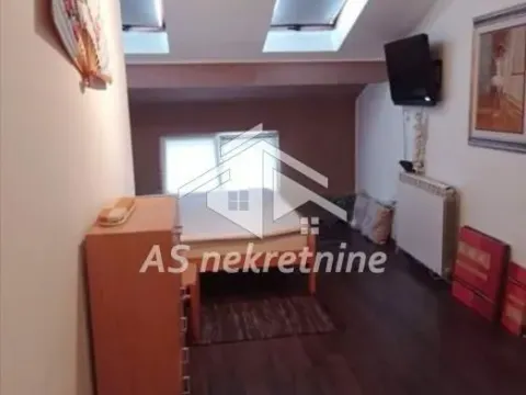 Prodaja, trosoban stan, 133m², Cvetkova Pijaca, Zvezdara Sve Podlokacije - image 9