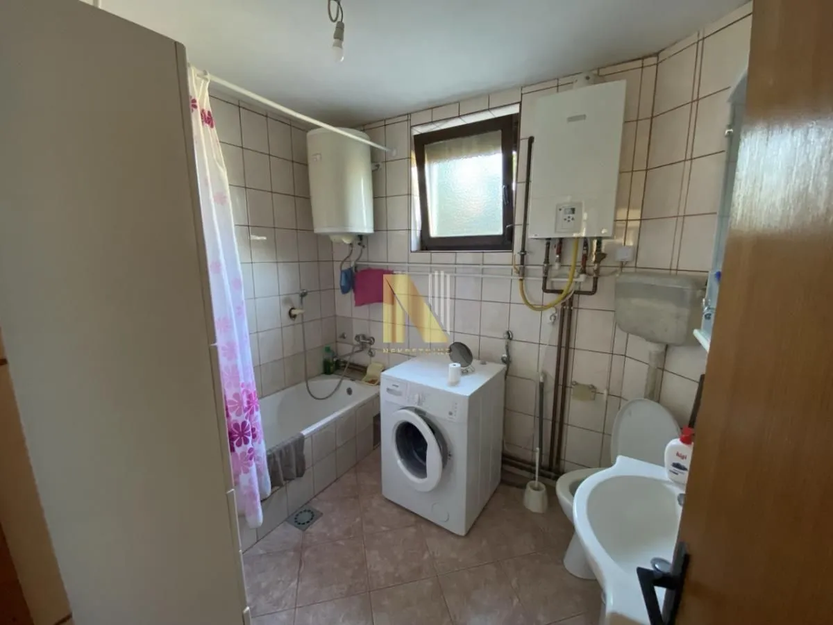 Prodaja, kuća, 180m², Temerin, Novi Sad