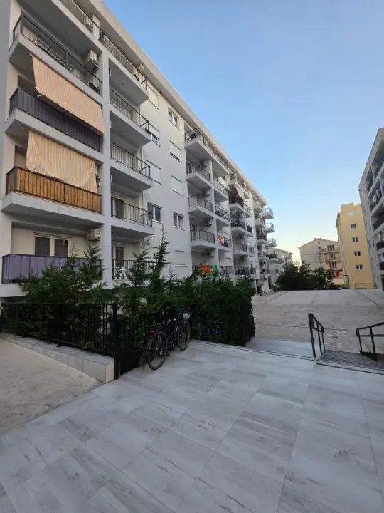Sale, one bedroom apartment, 46m², Lazi, Budva