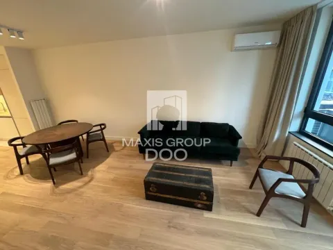 Izdavanje, trosoban stan, 80m², Savski Venac, Beograd - image 3