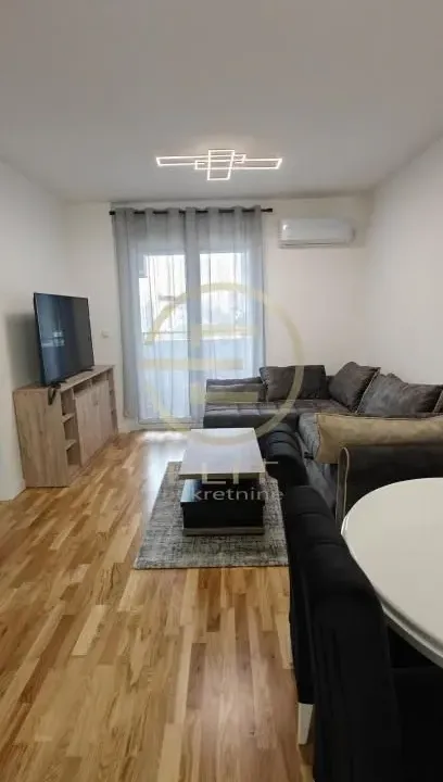 Izdavanje, dvosoban stan, 47m², Telep, Novi Sad Sve Podlokacije