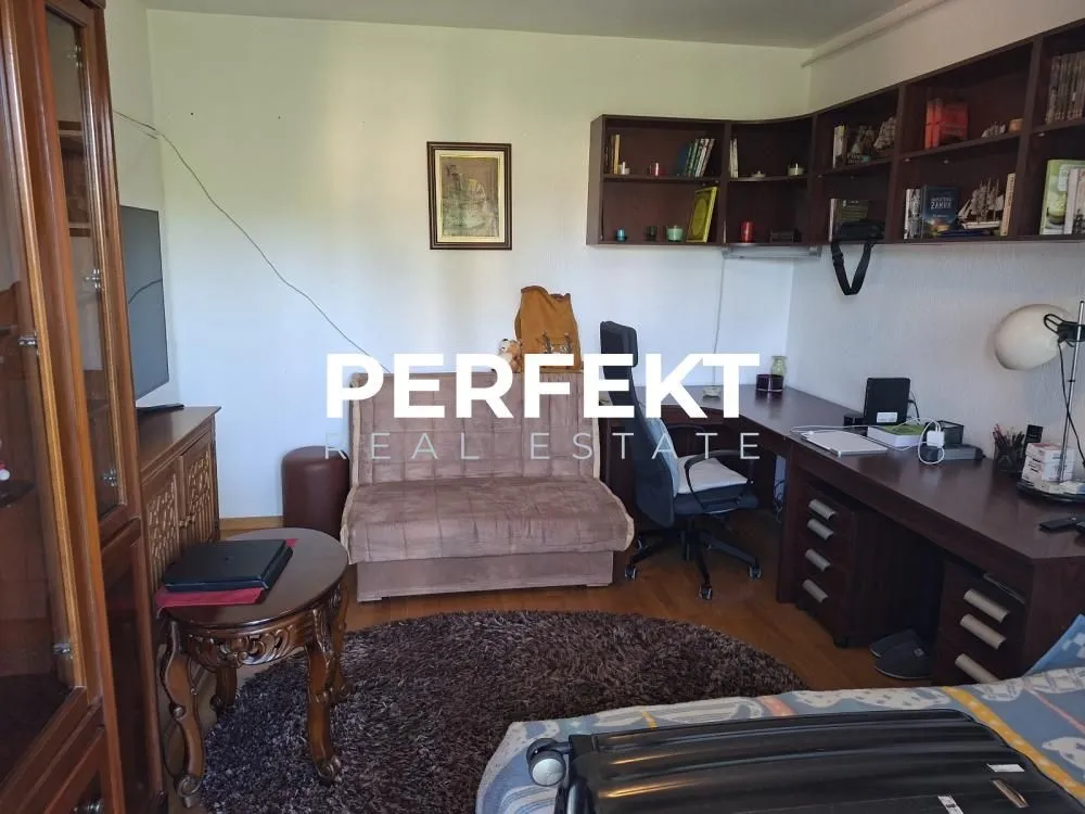 Prodaja, dvosoban stan, 64m², Tesla, Pančevo