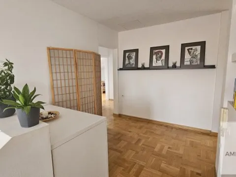 Prodaja, četvorosoban stan, 102m², Centar, Pančevo - image 18