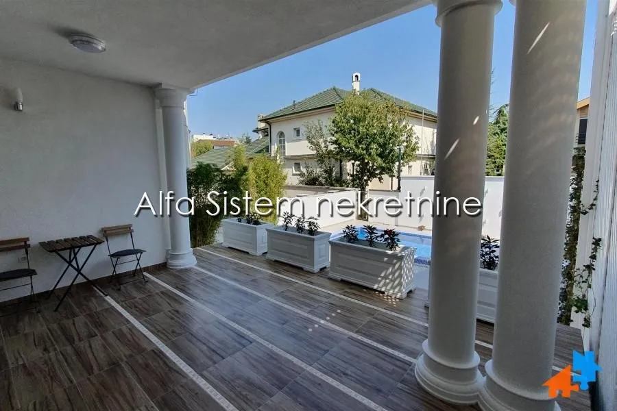 Izdavanje, kuća, 510m², Banovo Brdo, Beograd