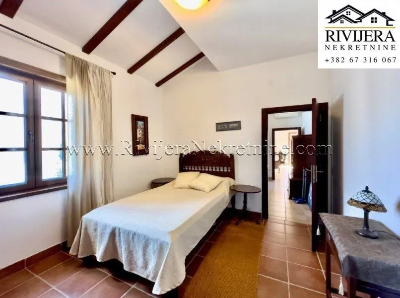 Sale, two bedroom apartment, 92m², Kostanjica, Kotor