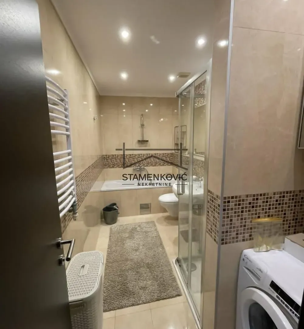 Prodaja, trosoban stan, 105m², Liman 3, Novi Sad Sve Podlokacije