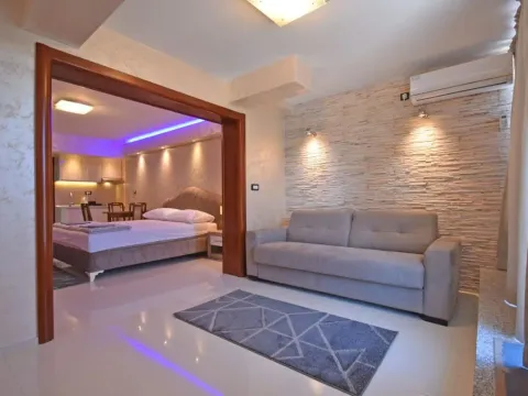 Prodaja, jednosoban stan, 45m², Igalo, Herceg Novi - image 11