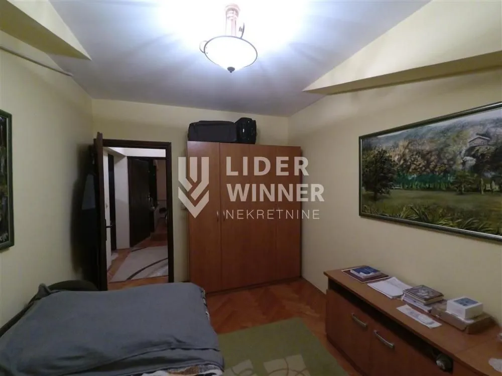 Prodaja, trosoban stan, 61m², Stari Košutnjak, Rakovica