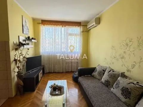 Izdavanje, jednosoban stan, 48m², Preko Morače, Podgorica