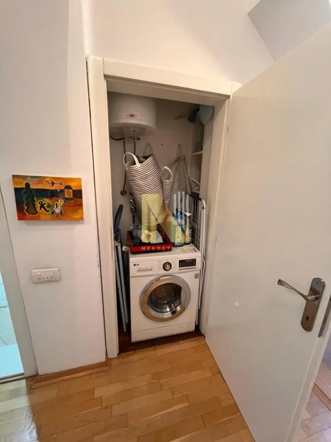 Prodaja, dvosoban stan, 89m², Stari grad, Novi Sad
