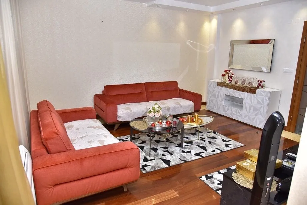 Rent, four bedroom apartment, 140m², Centar, Podgorica