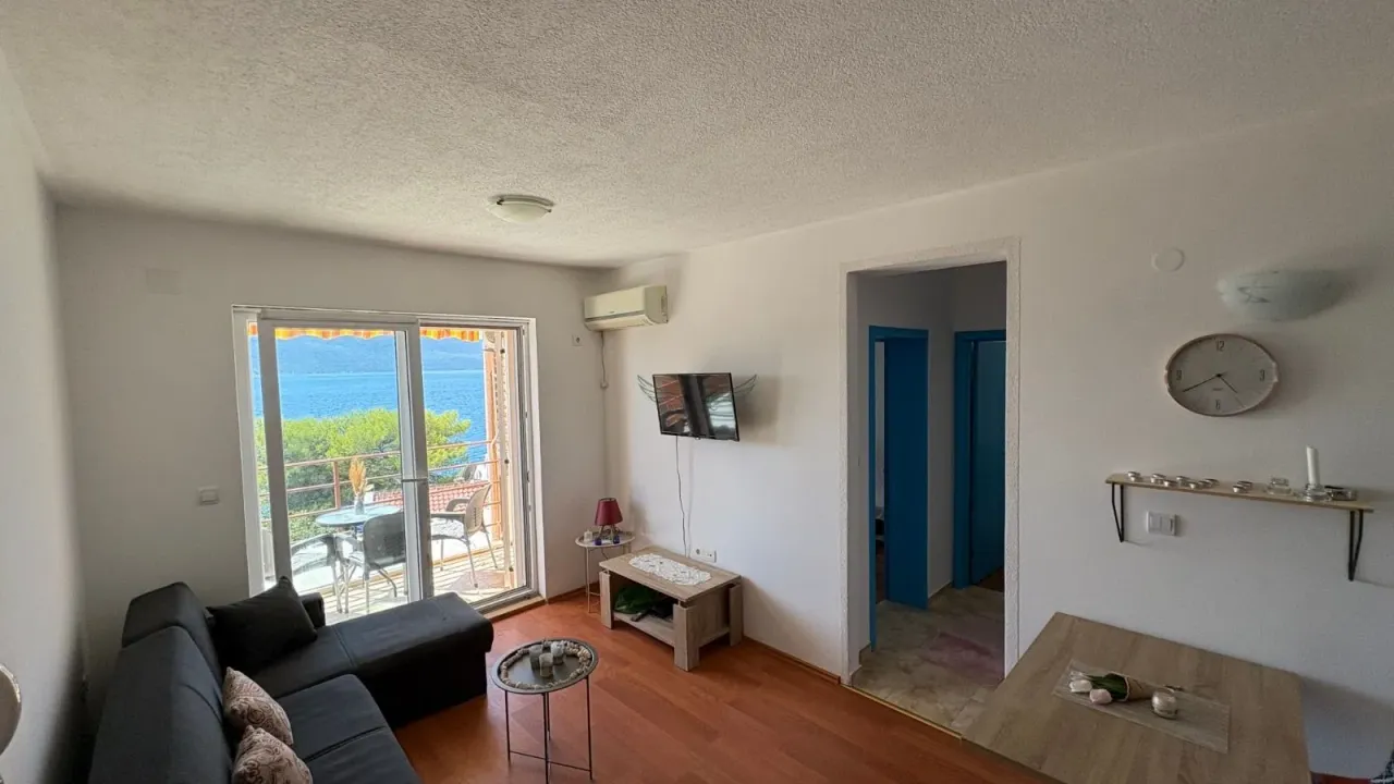 Rent, two bedroom apartment, 49m², Donja Lastva, Tivat