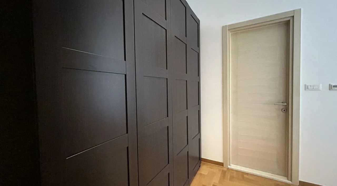 Prodaja, dvosoban stan, 92m², Morinj, Kotor