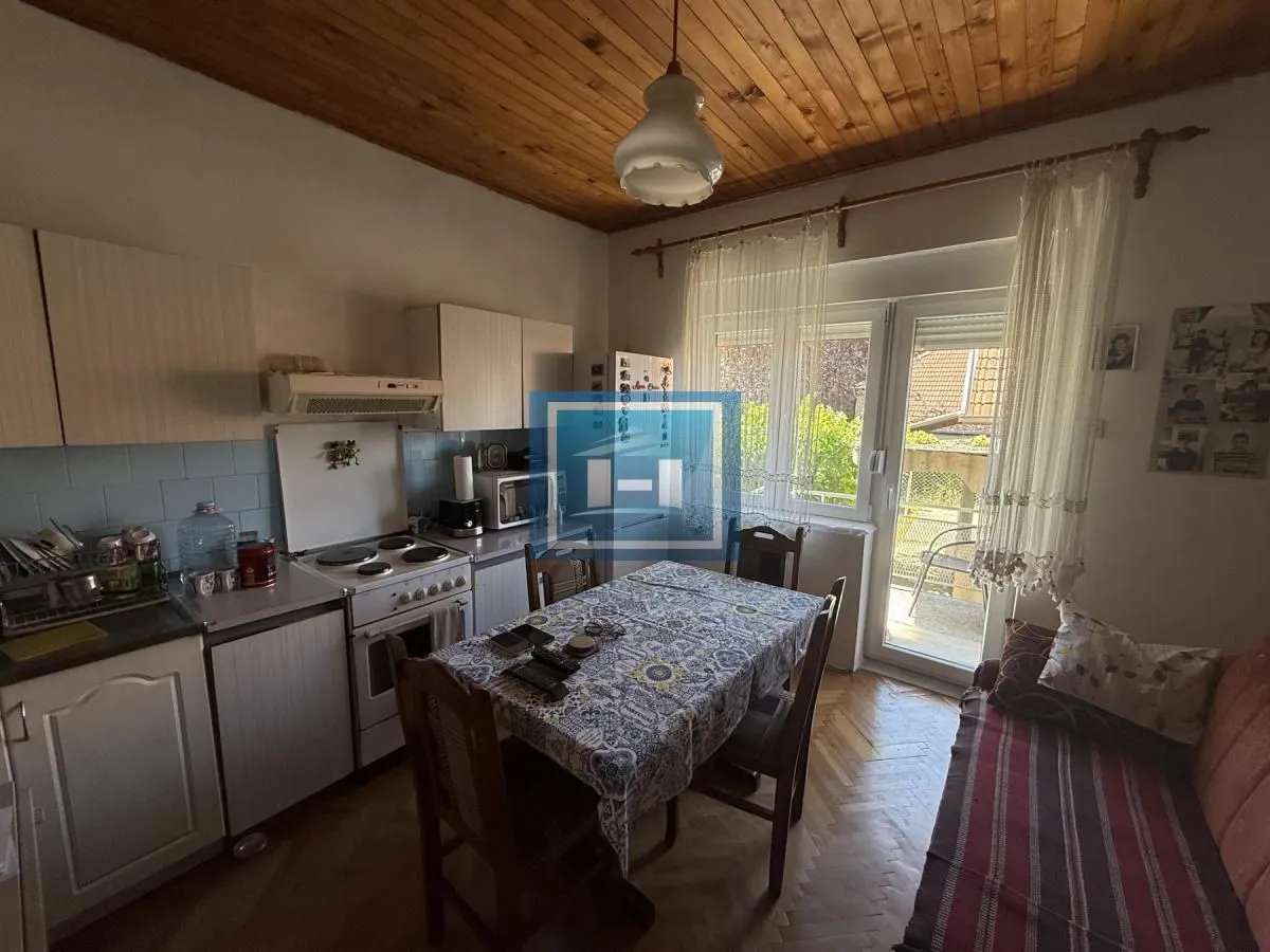 Prodaja, kuća, 108m², Centar, Jagodina