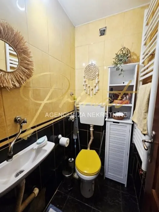 Prodaja, četvorosoban stan, 74m², Palilula Sve Podlokacije, Beograd