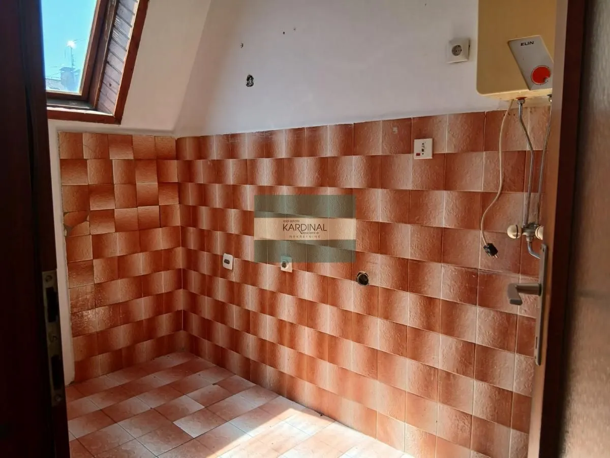 Prodaja, jednosoban stan, 44m², Centar, Jagodina