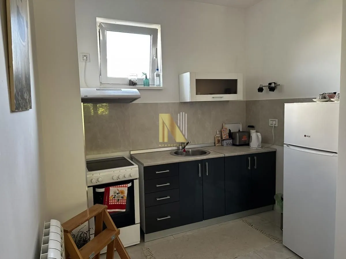 Izdavanje, jednosoban stan, 35m², Centar, Novi Sad