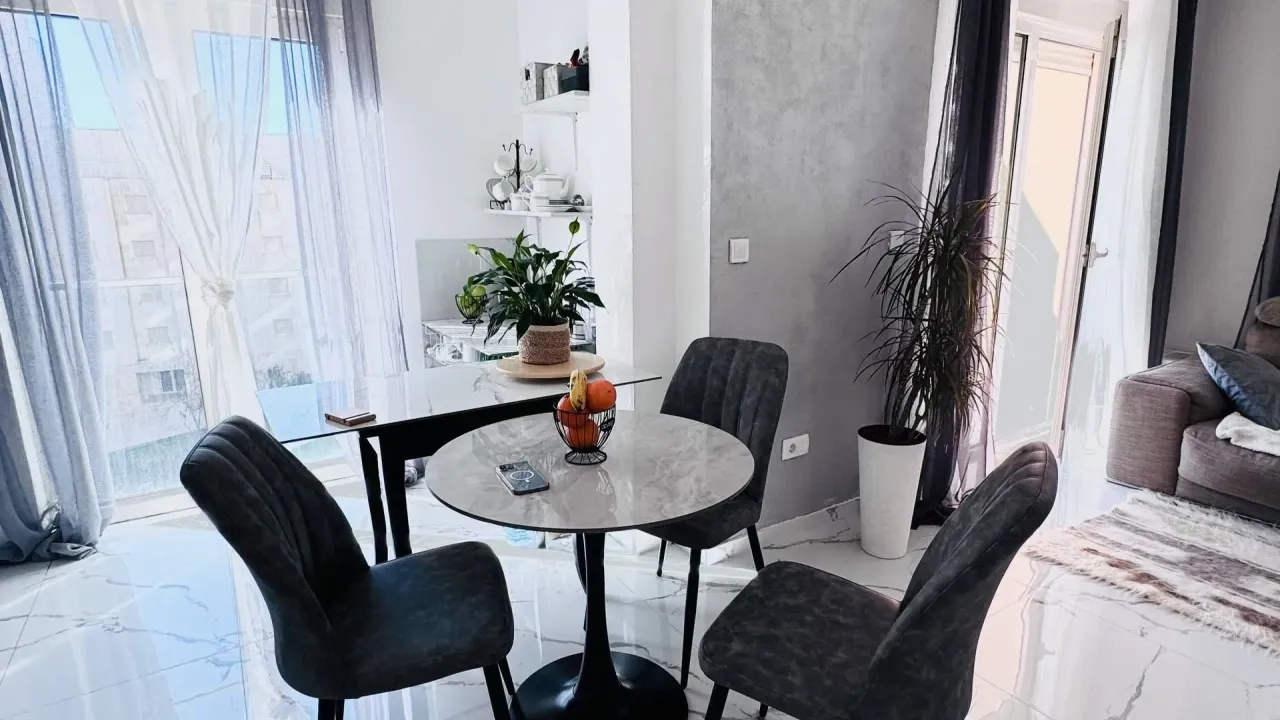 Sale, two bedroom apartment, 74m², Bečići, Budva