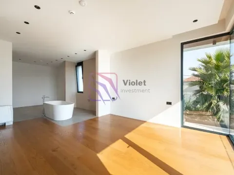 Rent, house, 262m², Gornja Gorica, Podgorica - image 13