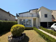 Prodaja, kuća, 145m², Stari Aerodrom, Podgorica - image 1