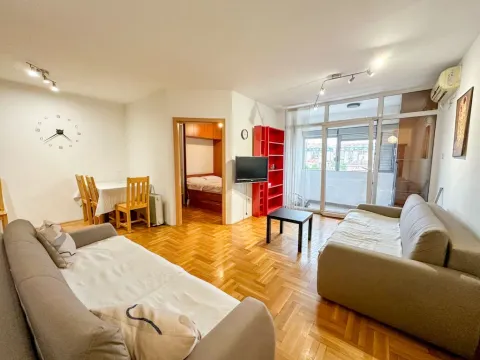 Rent, one bedroom apartment, 51m², City Kvart, Podgorica - image 2