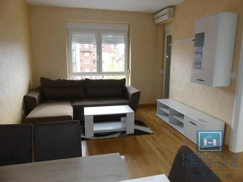 Rent, one bedroom apartment, 39m², Centar, Jagodina