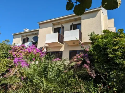 Prodaja, kuća, 150m², Bar, Crna Gora