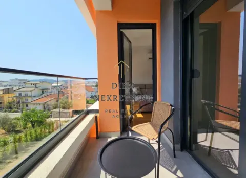 Rent, one bedroom apartment, 44m², Šušanj, Bar - image 8