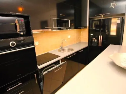 Rent, two bedroom apartment, 90m², Rozino, Budva - image 3