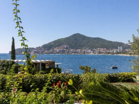 Prodaja, jednosoban stan, 97m², Budva, Crna Gora